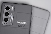 realme发布真我GT6维修配件价格详情：屏幕799元，主板2149元起